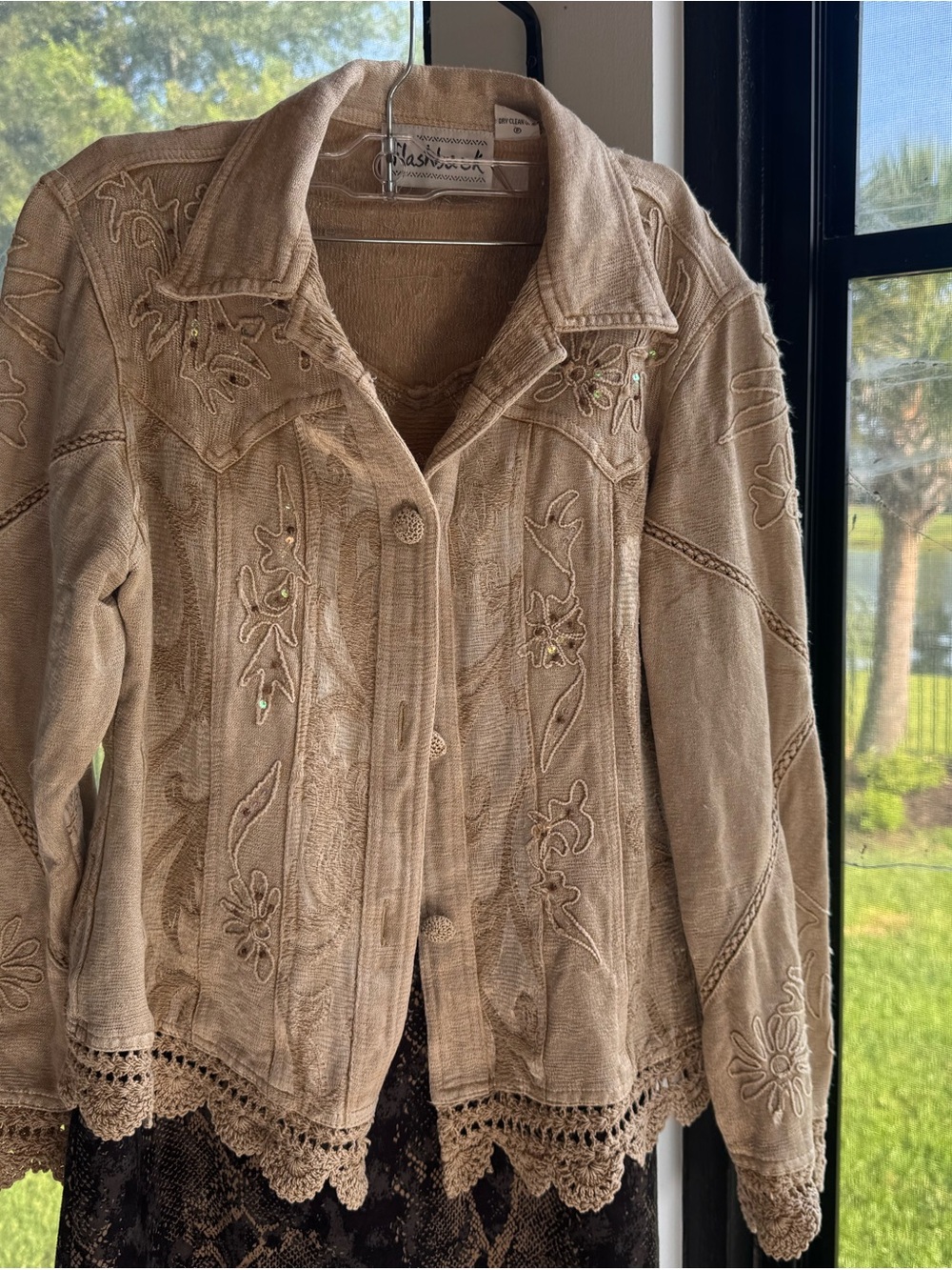Embroidered and beaded Crochet Hem Beige Women's Jacket - Picture 5 of 6
